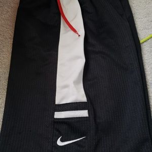 Nike youth medium shorts